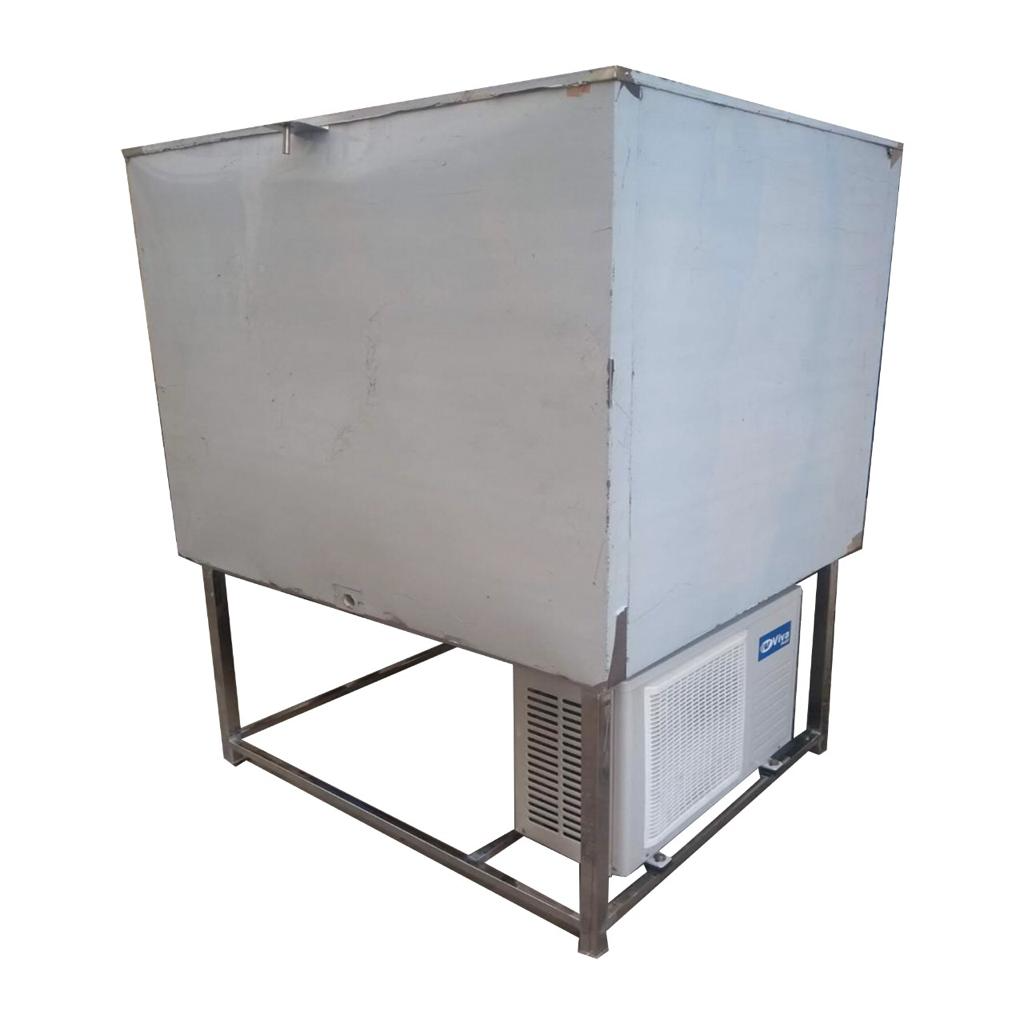 /images/products/water-storage-chiller.png